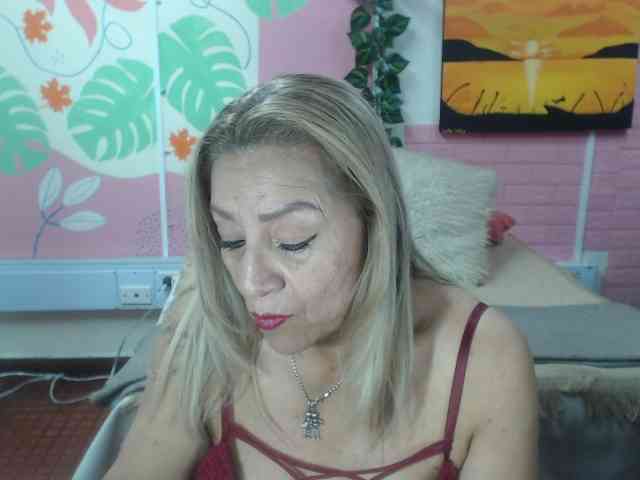 valeria-sexy webcam