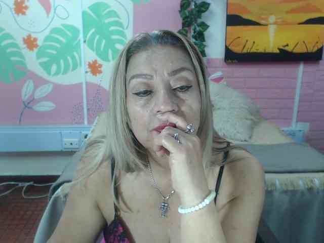 valeria-sexy webcam