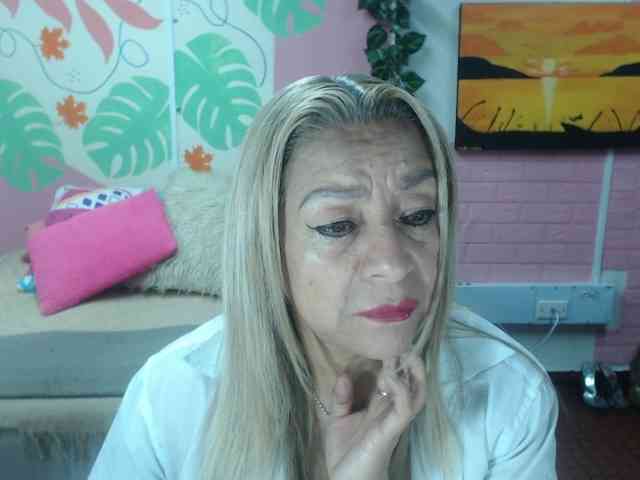 valeria-sexy webcam