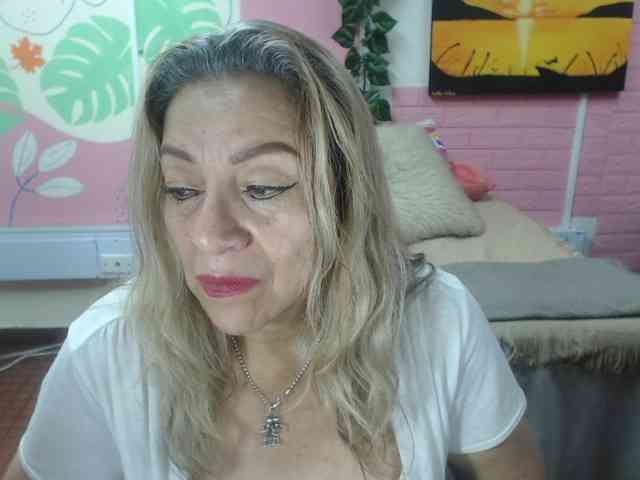 valeria-sexy webcam