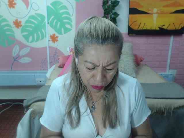 valeria-sexy webcam
