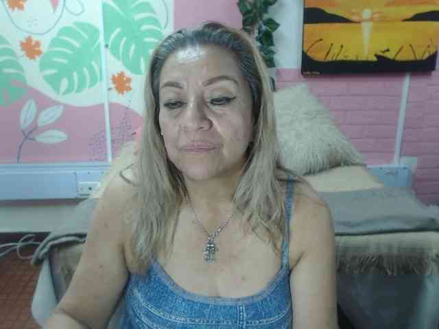 valeria-sexy webcam