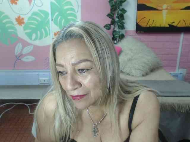 valeria-sexy webcam
