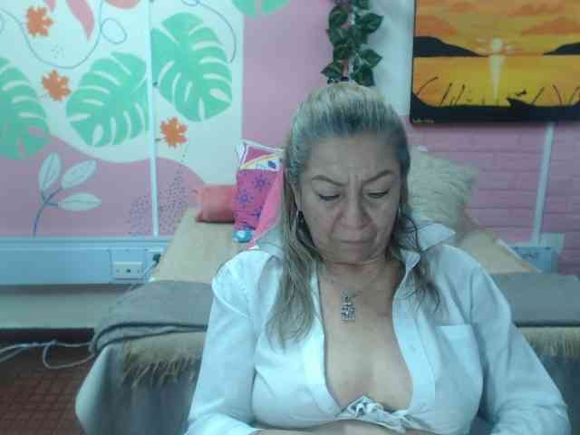 valeria-sexy webcam