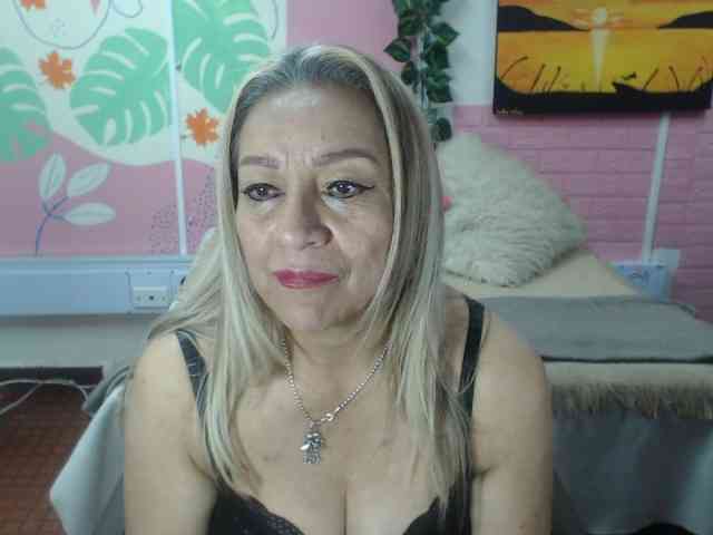 valeria-sexy webcam