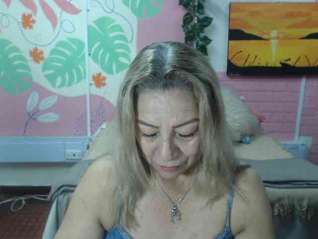 valeria-sexy webcam