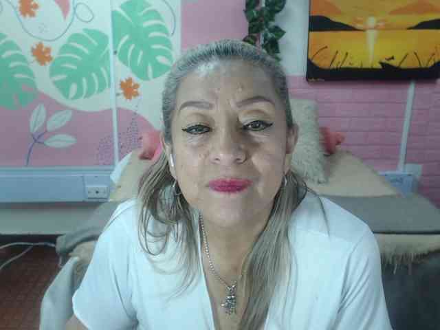 valeria-sexy webcam