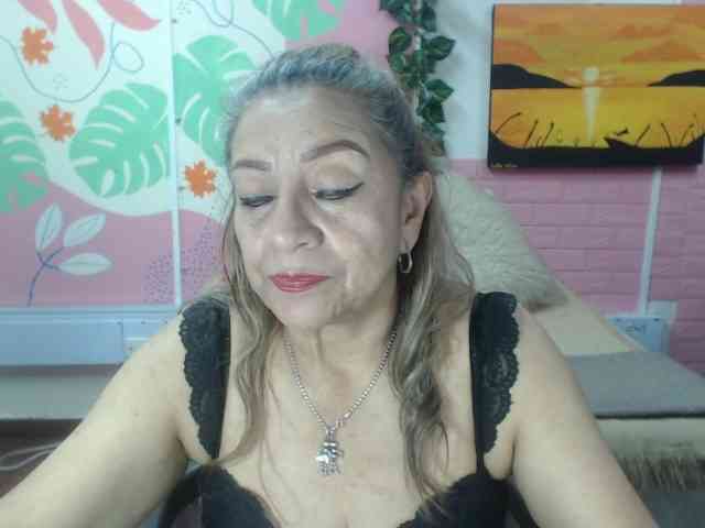 valeria-sexy webcam