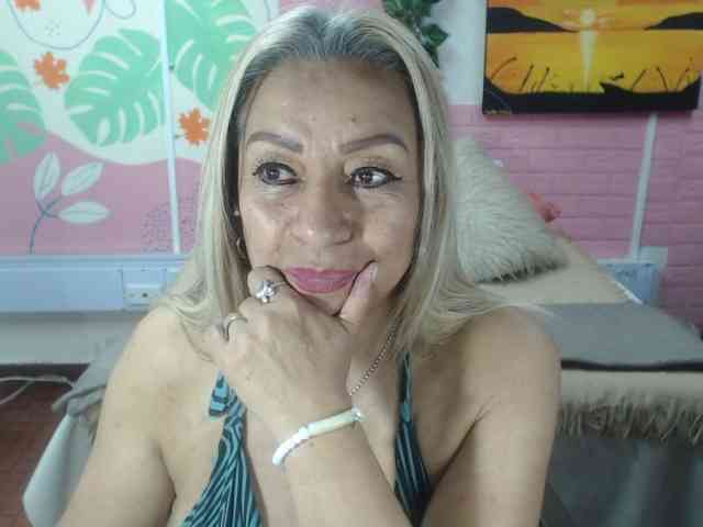 valeria-sexy webcam