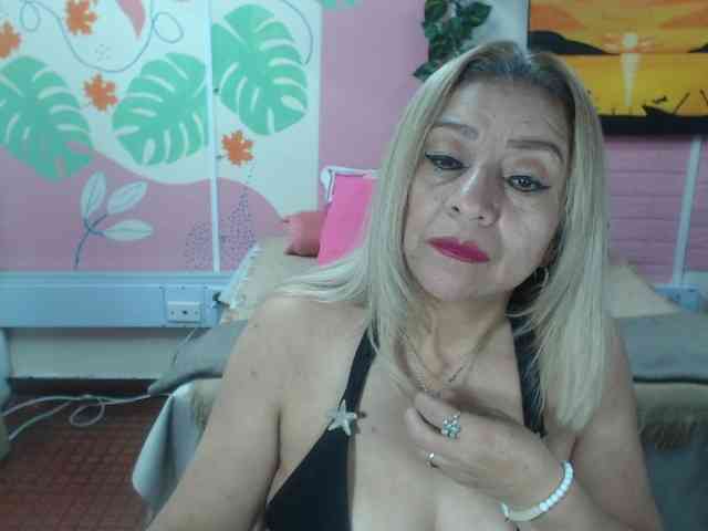 valeria-sexy webcam