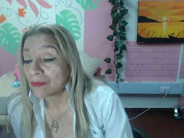 valeria-sexy webcam