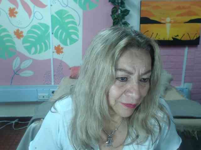 valeria-sexy webcam