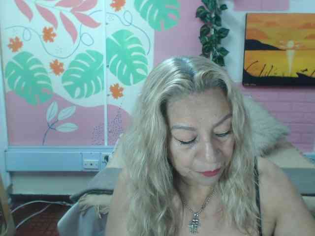 valeria-sexy webcam