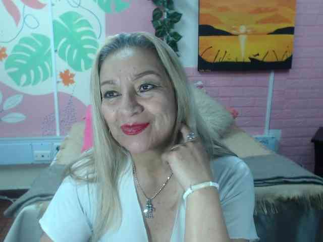 valeria-sexy webcam