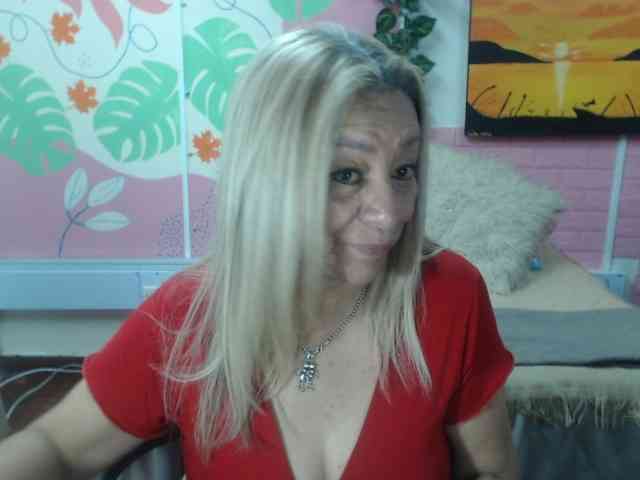 valeria-sexy valeria-sexy