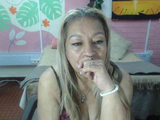 valeria-sexy webcam