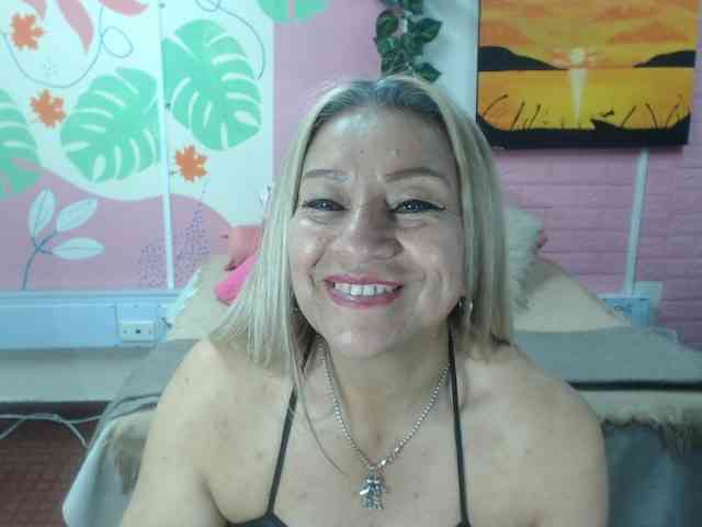 valeria-sexy webcam