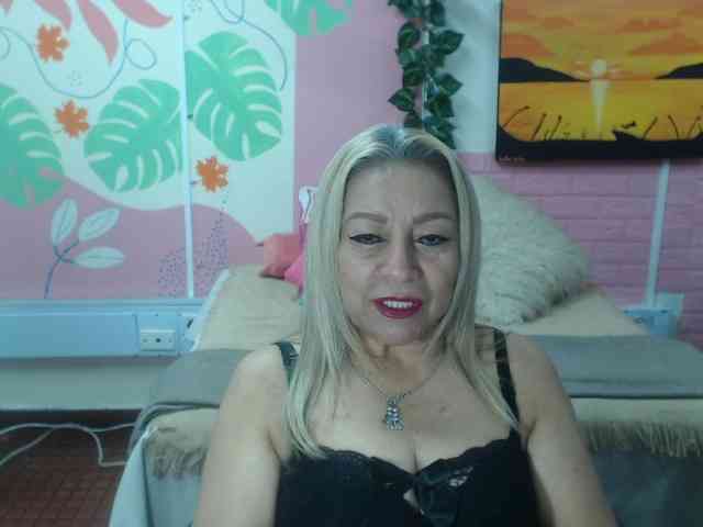 valeria-sexy webcam