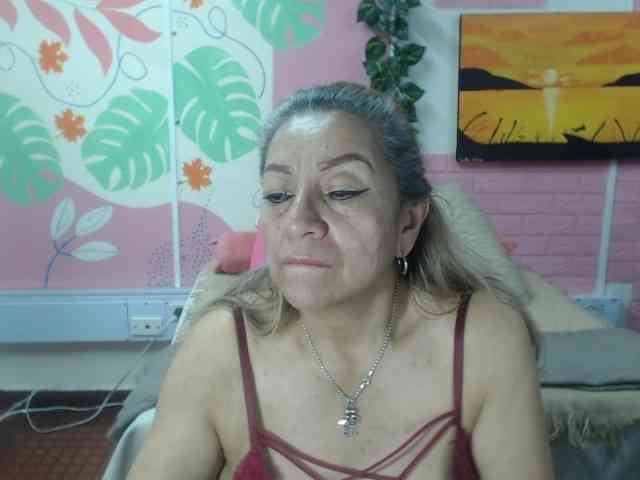 valeria-sexy webcam