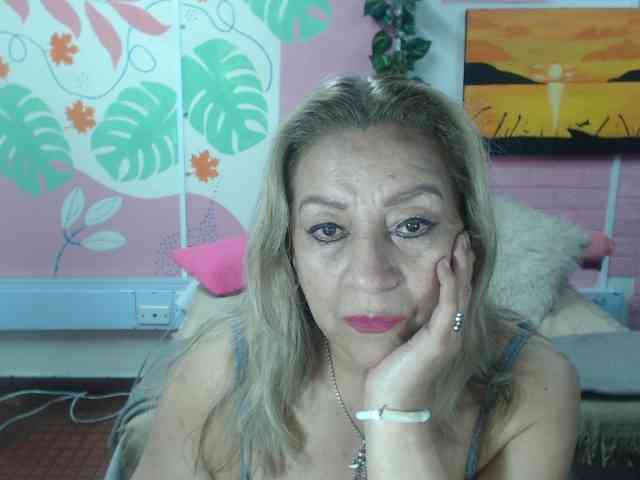 valeria-sexy webcam
