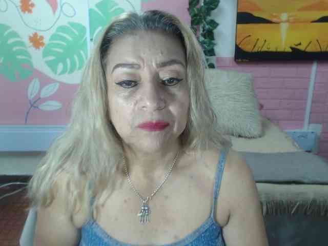 valeria-sexy webcam