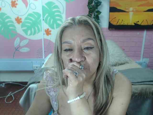 valeria-sexy webcam