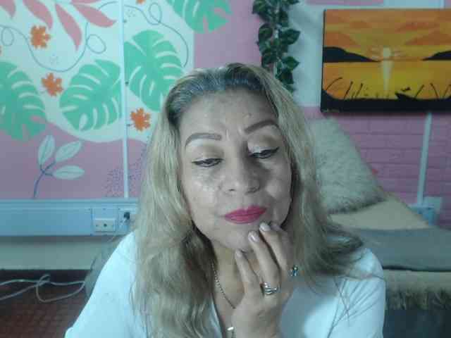 valeria-sexy webcam