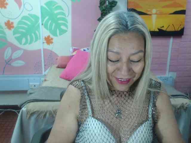 valeria-sexy webcam