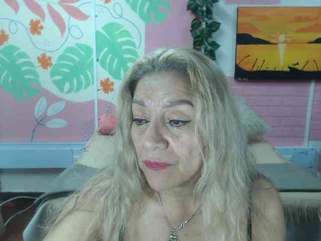 valeria-sexy webcam