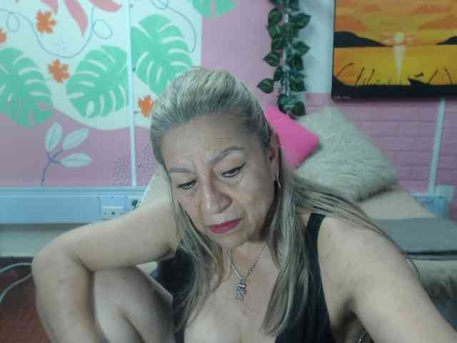valeria-sexy webcam
