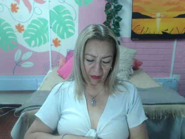 valeria-sexy webcam
