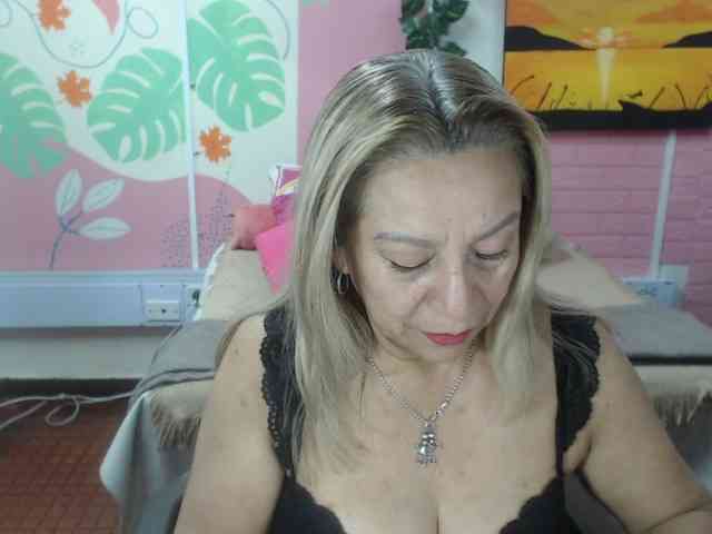 valeria-sexy webcam
