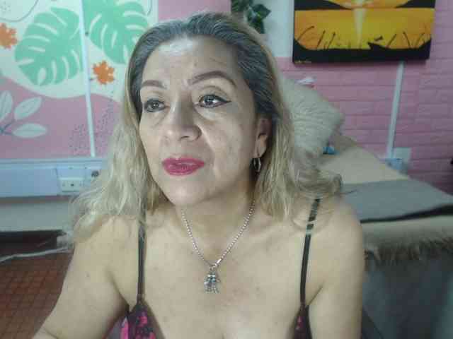 valeria-sexy webcam