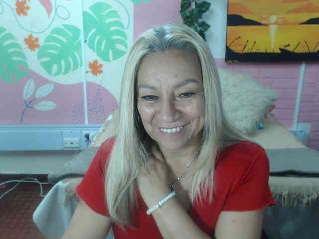 valeria-sexy valeria-sexy