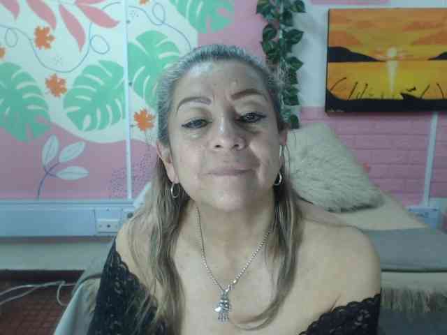 valeria-sexy webcam