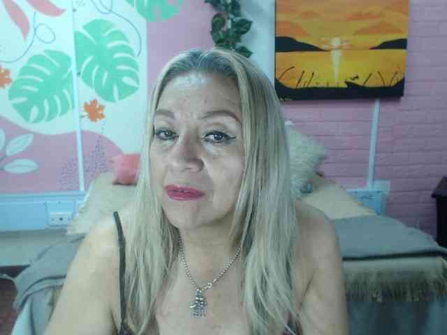 valeria-sexy webcam