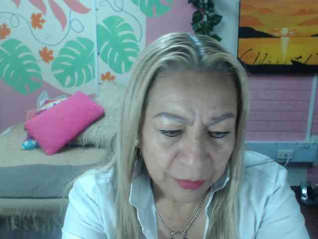 valeria-sexy webcam