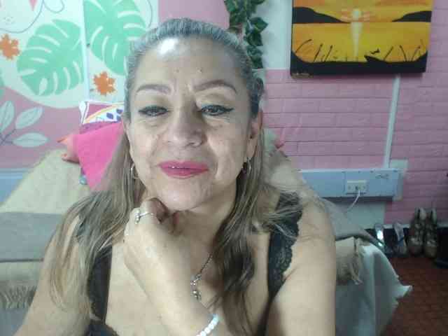 valeria-sexy webcam