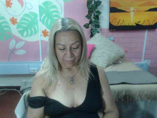 valeria-sexy webcam