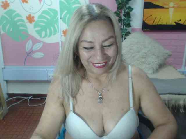 valeria-sexy webcam