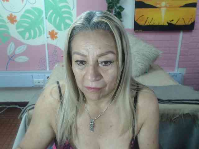 valeria-sexy webcam