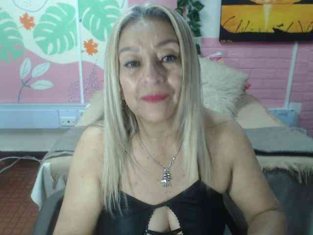 valeria-sexy webcam