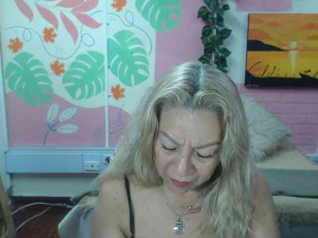 valeria-sexy webcam
