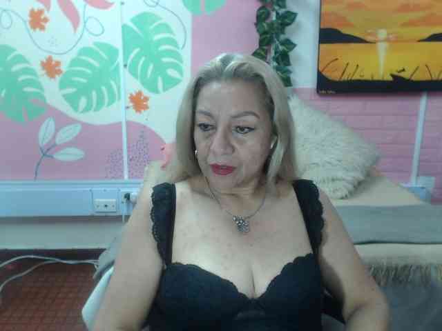 valeria-sexy webcam