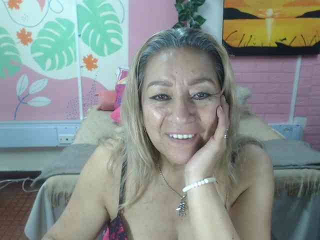 valeria-sexy webcam