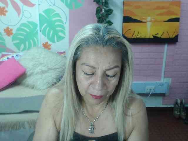 valeria-sexy webcam