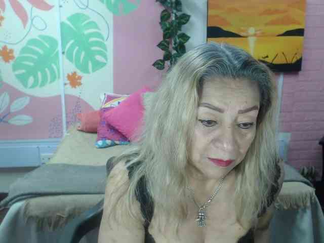 valeria-sexy webcam