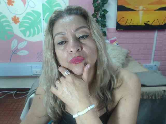 valeria-sexy webcam