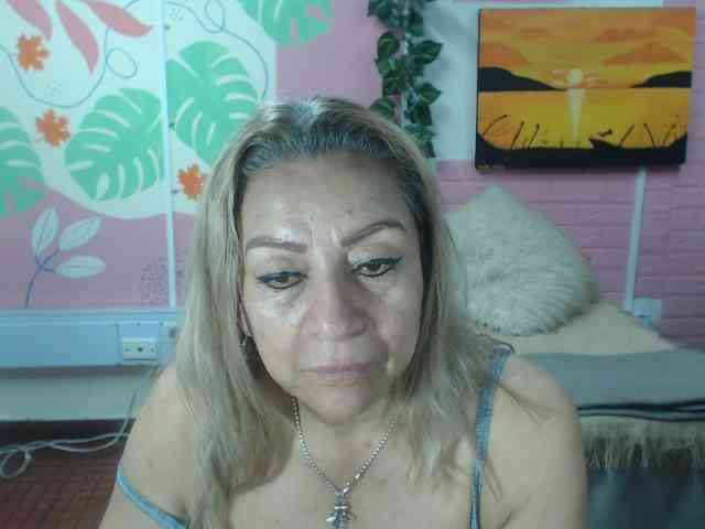 valeria-sexy webcam