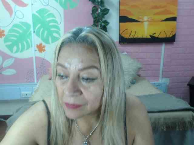 valeria-sexy webcam